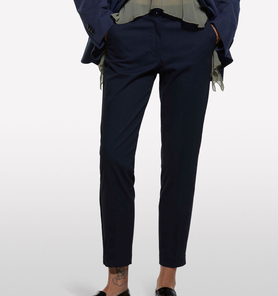 Dark blue slim fit chinos - women's chino trousers - Dark Blue | Sisley image number 3